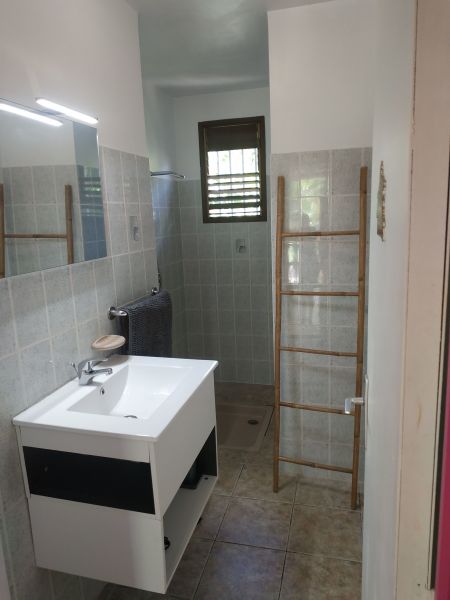 photo 11 Owner direct vacation rental Deshaies gite Basse Terre  Half bath